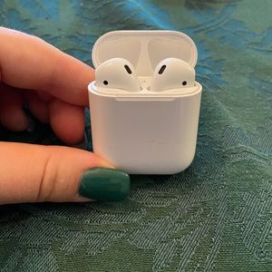 Apple AirPods